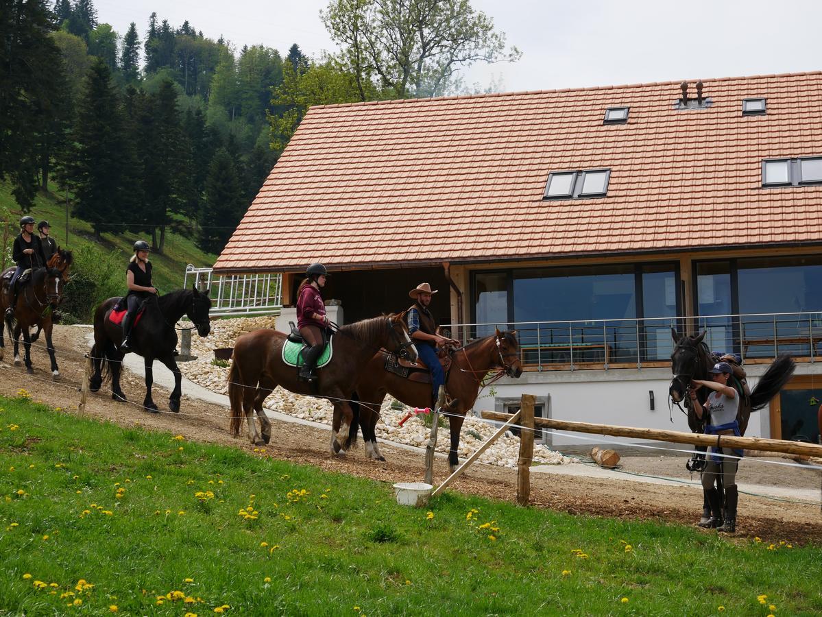 La Joux Chaupe Appartement Saint-Ursanne Buitenkant foto